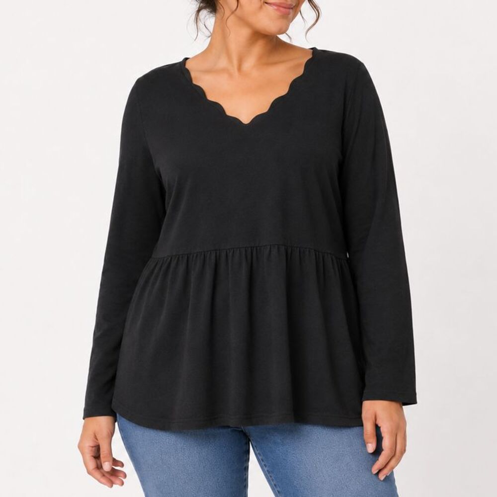 BloomChic Blouse Sz 26W Black Peplum Babydoll Top Scallop Neck Long Sleeve NWT